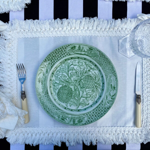 Homes&Seasons - Samornia White With White Fringes Placemats & Napkins Set of 4