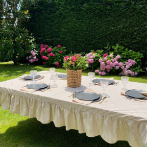 Homes&Seasons - Truffles Beige Tablecloth