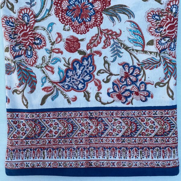 Homes&Seasons - Maroon and Dark Blue Floral on Beige Tablecloth
