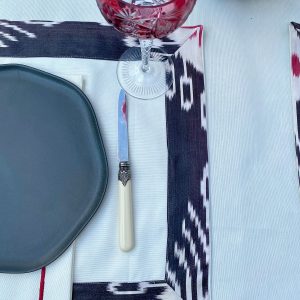 Homes&Seasons - İkat Burgundy Black Placemats & Napkins Set of 8 Limited Collection